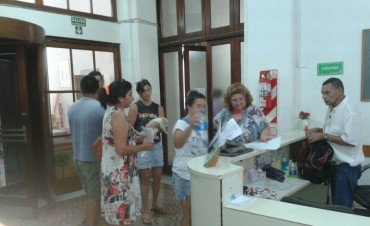 Vecinos entregaron en municipalidad un petitorio por inundaciones