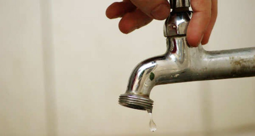 Vecinos de Jáuregui se oponen al cobro de agua