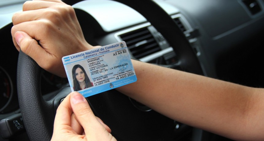 Demora en la entrega de licencias de conducir