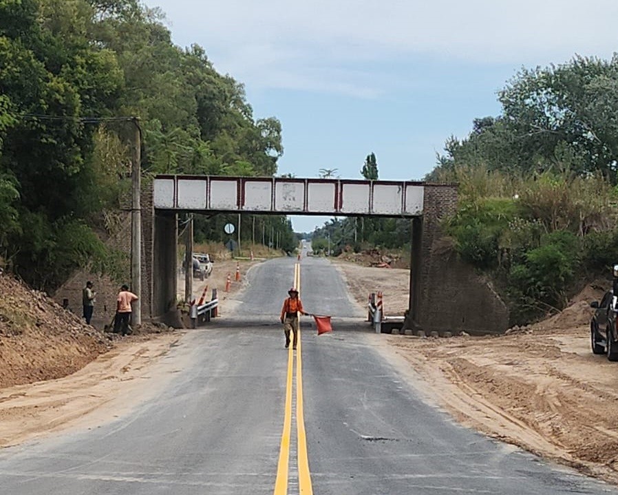 Acceso a Carlos Keen: 