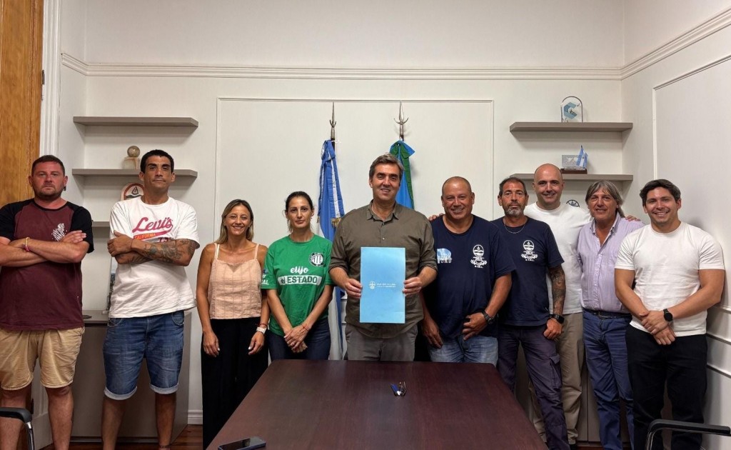 El Municipio acordó un aumento salarial semestral del 13% para trabajadores municipales