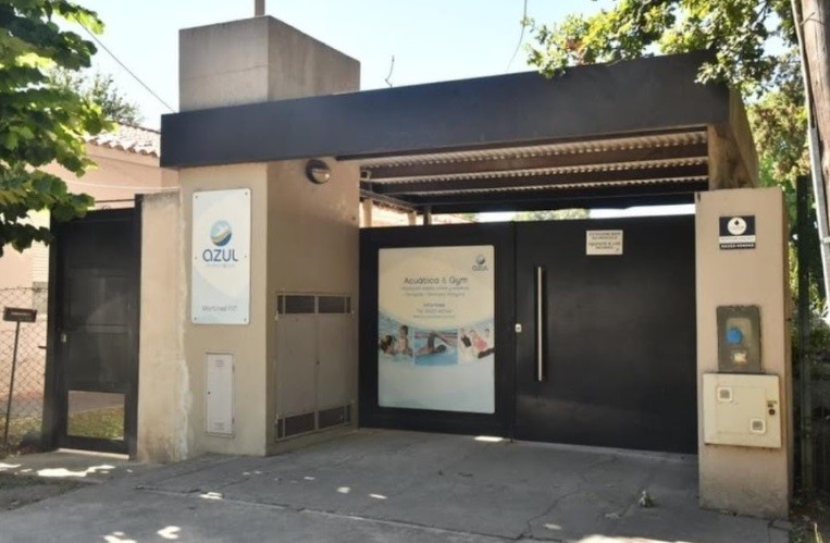 Denuncia por empleo no registrado en un centro de natación y gimnasia