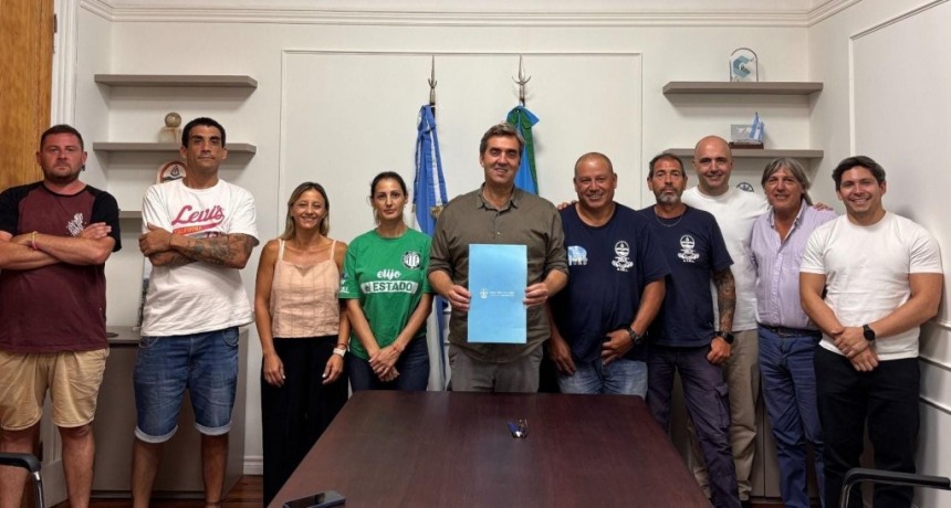 El Municipio acordó un aumento salarial semestral del 13% para trabajadores municipales