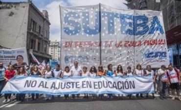 Paro docente: “El gobierno nos toma el pelo”