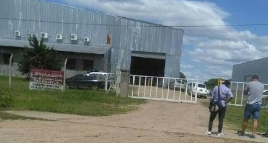 Conflicto por despidos en la Papelera Mimar