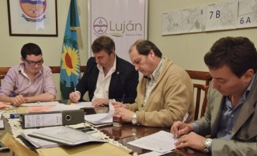 Nuevas licitaciones para obras públicas y el Hospital Municipal
