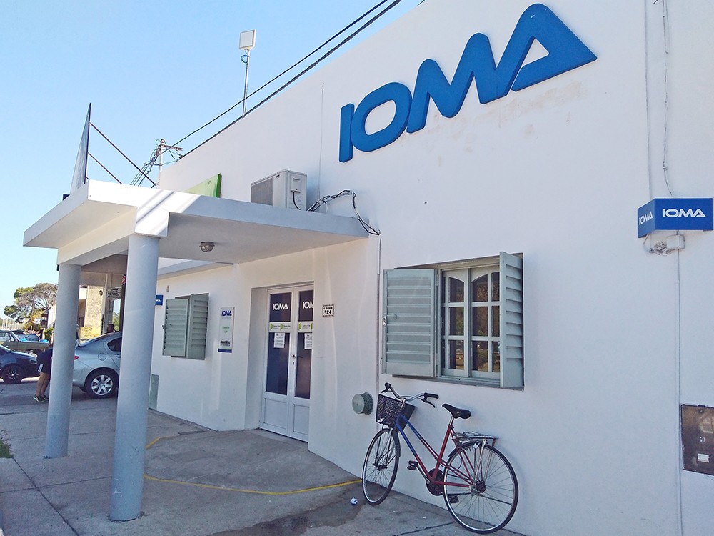 Manifestación en contra del traslado de IOMA