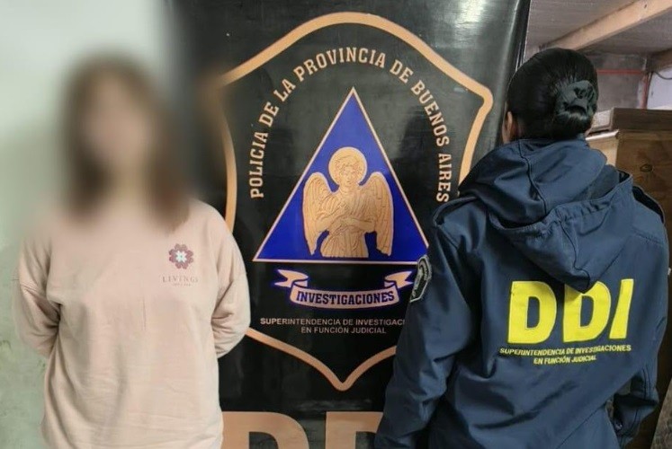 Rostros femeninos detr&aacute;s de la venta de drogas