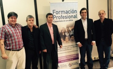 Avanza el Centro de Formación Profesional de la industria textil en Jauregui