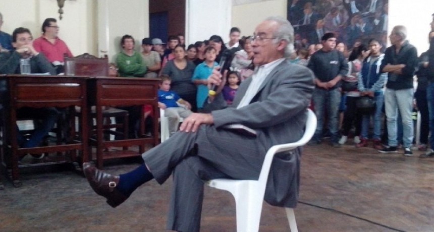 "No son calefones viejos, es la tecnología menos contaminante"