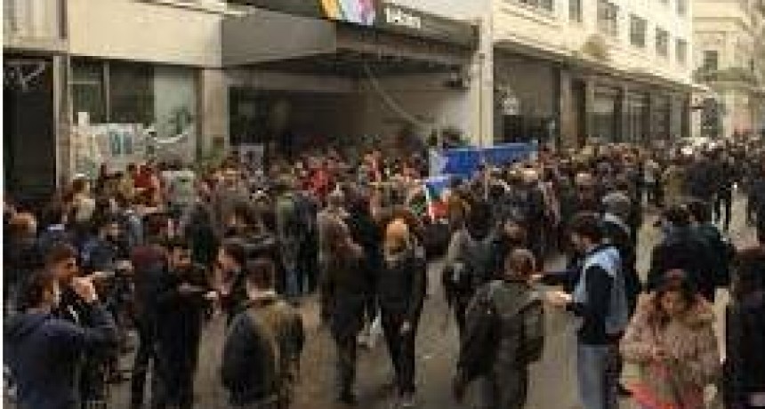Paro por tiempo indeterminado en Télam