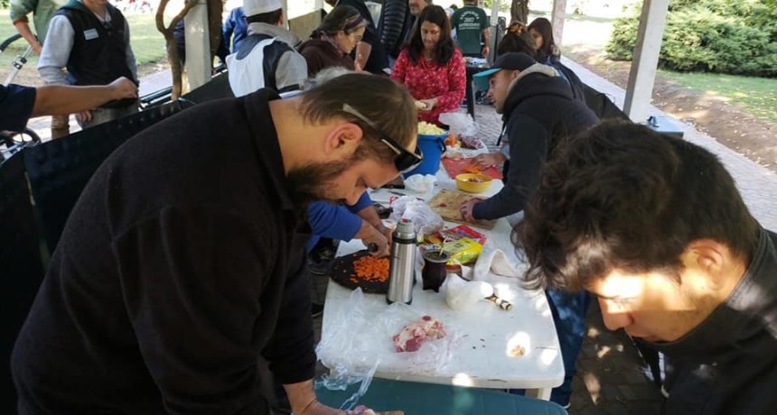 Ollas populares en el día del trabajador