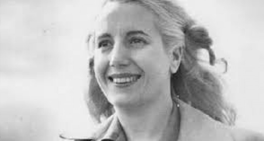 "Si Evita viviera sería una feroz opositora de Macri"