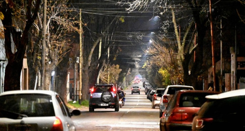 Daniel Domínguez: “En junio se vienen las luminarias en barrios sin alumbrado”