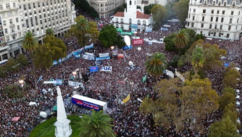 4ta Marcha Federal Universitaria: "El punto m&aacute;s serio es el salarial"