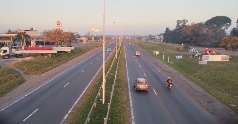 Persecuci&oacute;n, disparos y robo en el Acceso Oeste