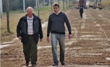 El intendente supervisó la obra de reconstrucción de la calle Dr. Muñiz de Pueblo Nuevo