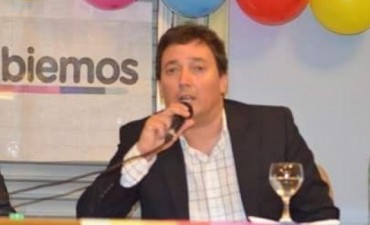 Quarenta niega las persecuciones ideológicas y defiende las decisiones impulsadas por Merea en la Casa de la Juventud