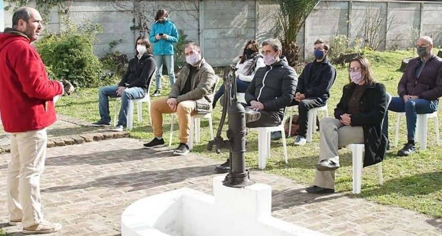 Se nombró Carlos Ameghino al parque del Museo