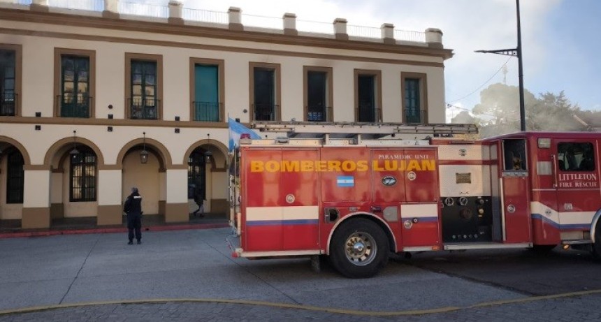 Riesgo de derrumbe tras el incendio en el Museo Udaondo