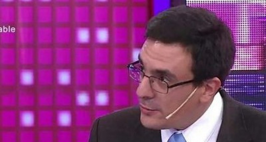 “La opinión pública argentina es una máquina de picar prestigios”