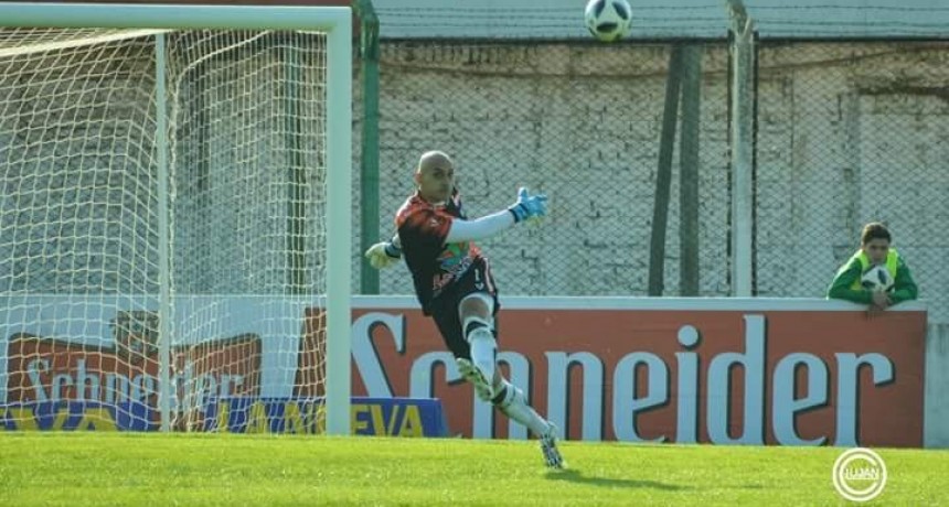 Gustavo Ruhl: "Sentimos que el equipo le transmite algo al hincha y se nota en la tribuna"