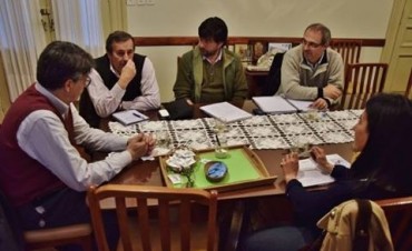 El municipio busca regular las batucadas de fin de curso