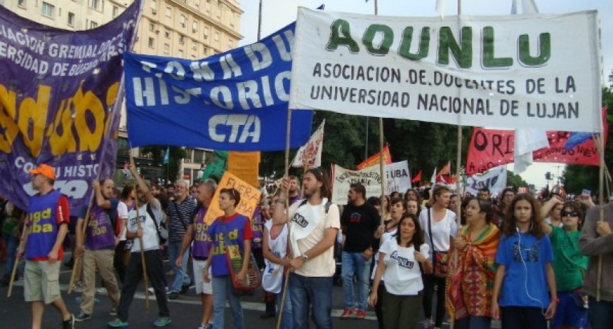 "Si salimos a la calle podemos ganar"