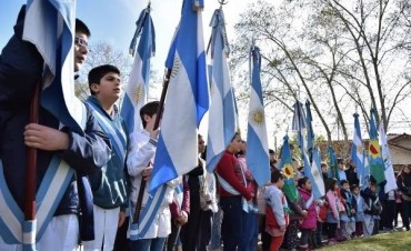 Se llevó a cabo el acto por el día del maestro