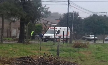 Ambulancias no entran a los barrios por el estado de las calles