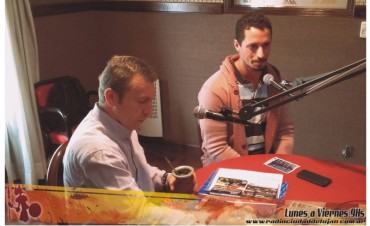 Los licenciados Gomez y Dinova disertan sobre “Alternativas educativas para jóvenes desorientados”