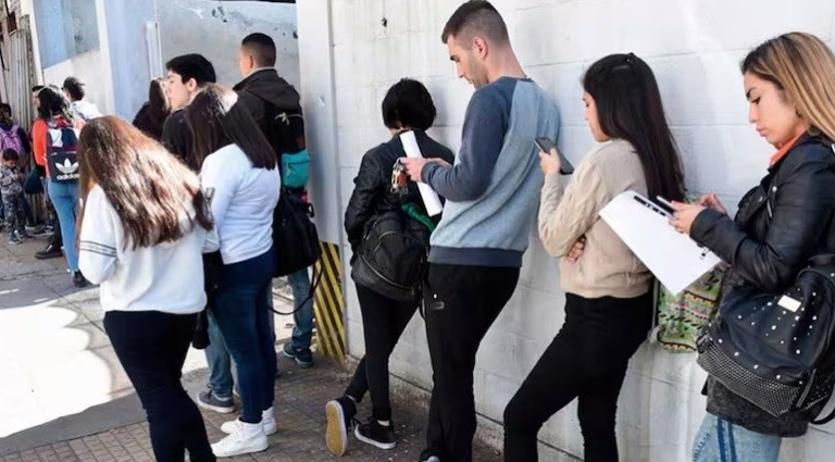  Motivaciones, cultura del trabajo, inmediatez y precarizaci&oacute;n