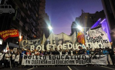 Aumento de transporte: el mínimo será de 12,20 mientras el boleto educativo sigue en sala de espera.