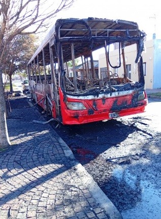 Urgencias e incendio de un colectivo en la 52&deg; Peregrinaci&oacute;n Juvenil