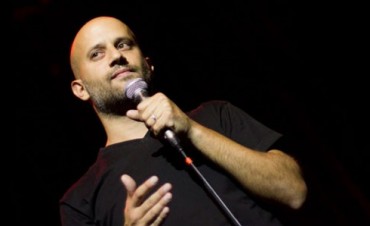 Martín Pugliese presenta "Solo en casa"