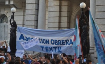 Textiles se manifestaron en defensa del trabajo
