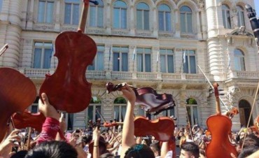 Coros y Orquestas del Bicentenario: 5 meses sin sueldo en Luján